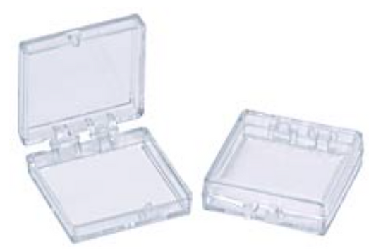 Box Dimension 2.5 x 2.5 x 0.64 cm - Clear box