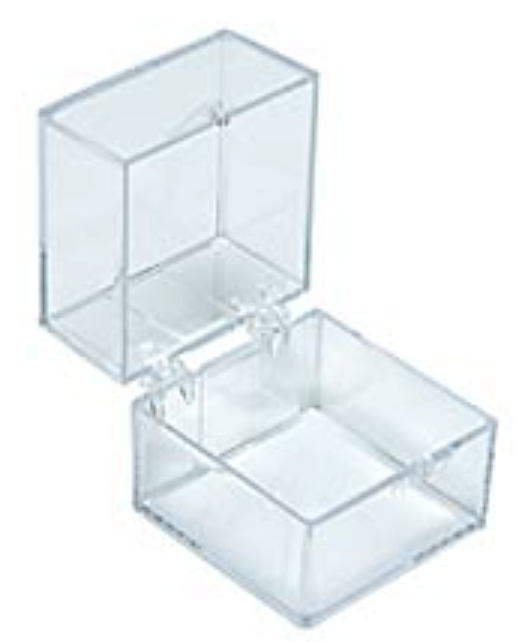 Box Dimension 3.2 x 3.2 x 3.2 cm - Clear box