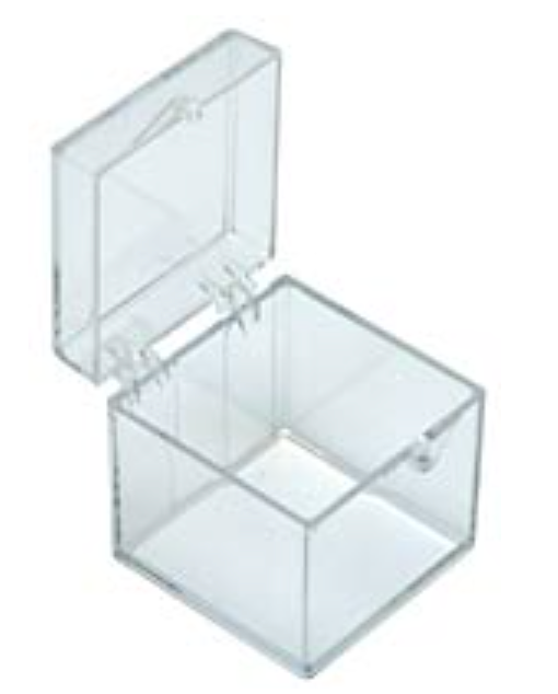 Box Dimension 4.1 x 4.1 x 1.9 cm - Clear box